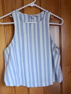 Striped Sleeveless Blue & White Summer Top
